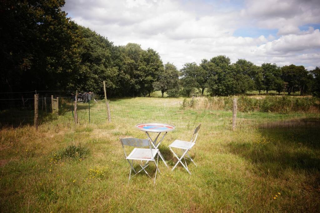 Belle Maison De Campagne Hénon Exterior foto