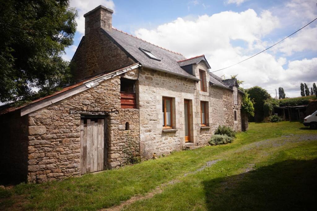 Belle Maison De Campagne Hénon Exterior foto
